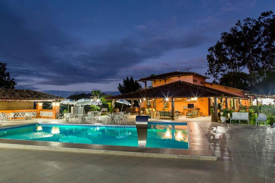 Hotel Fazenda Colibri Amargosa Bagian luar foto